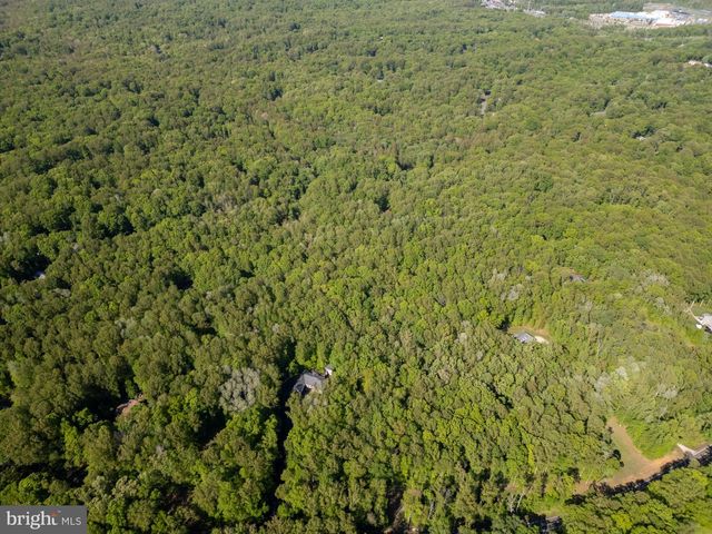 14235 BRISTOW RD, Nokesville, VA 20181