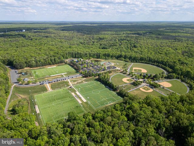 14235 BRISTOW RD, Nokesville, VA 20181