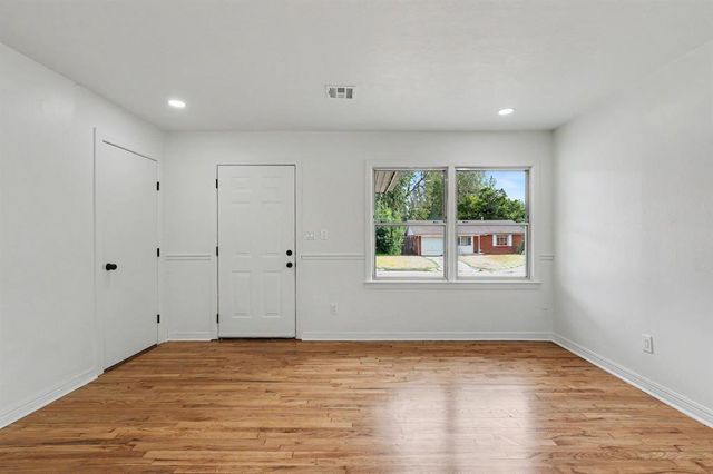 1727 N Sapulpa Avenue, Oklahoma City, OK 73107
