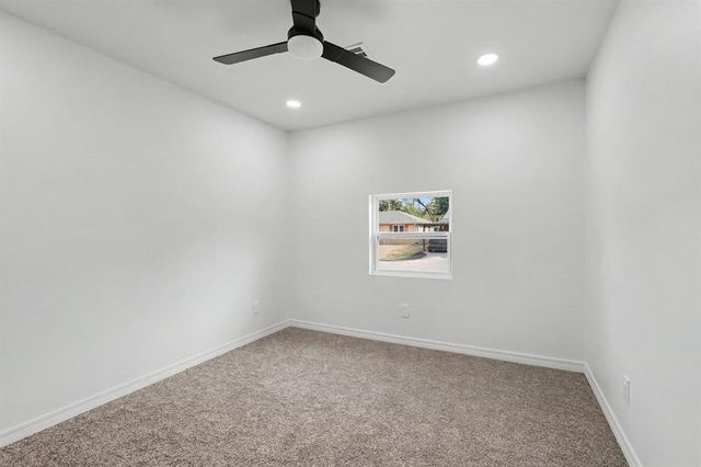 1727 N Sapulpa Avenue, Oklahoma City, OK 73107