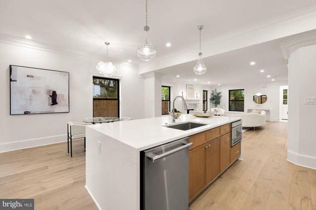 7928 16TH ST NW, Washington, DC 20012