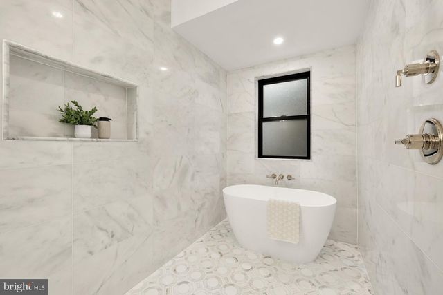 7928 16TH ST NW, Washington, DC 20012