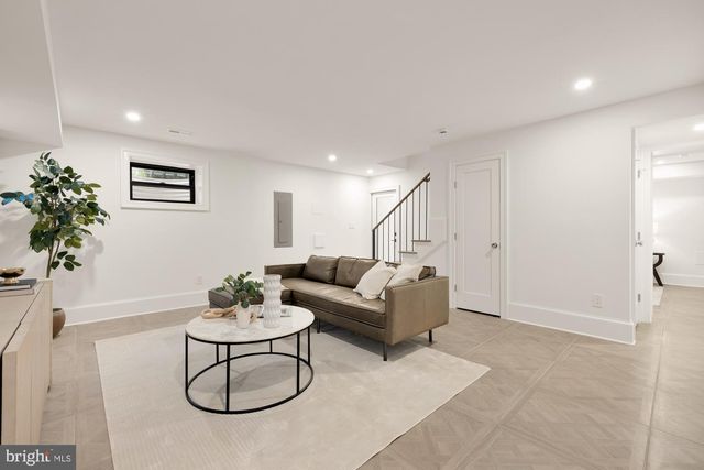 7928 16TH ST NW, Washington, DC 20012