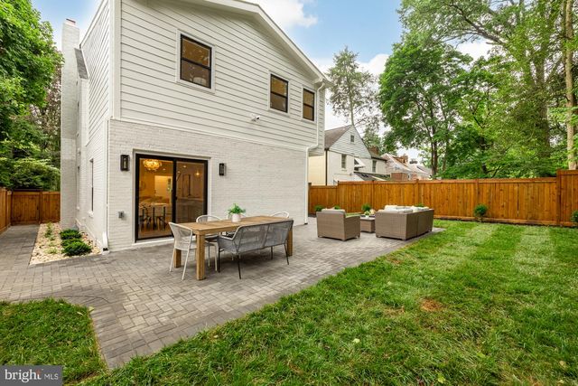 7928 16TH ST NW, Washington, DC 20012