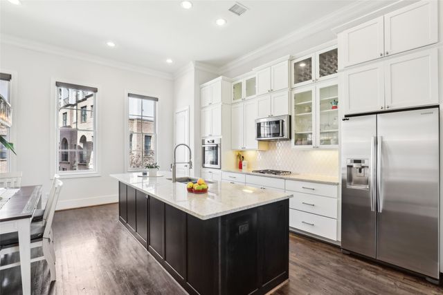 752 Sid Rich Drive, Irving, TX 75039