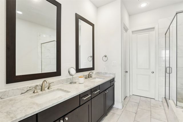 752 Sid Rich Drive, Irving, TX 75039