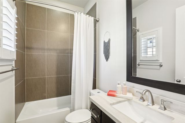 752 Sid Rich Drive, Irving, TX 75039