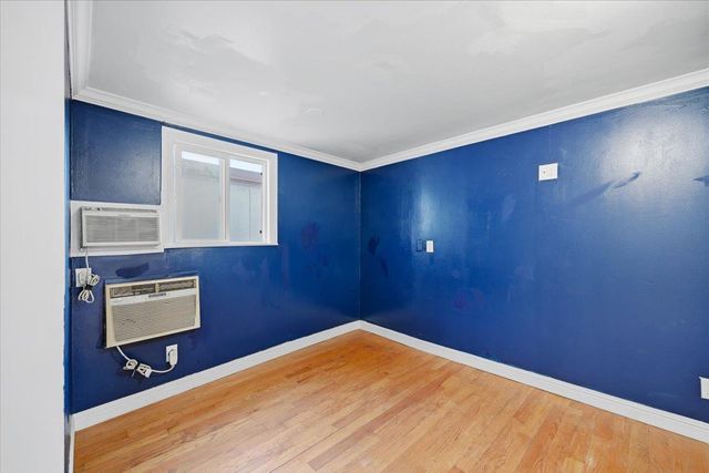 31 Northumberland Avenue, Redwood City, CA 94063