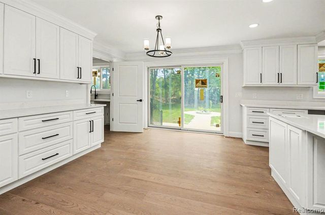 56350 Willow Creek Boulevard, Utica, MI 48316