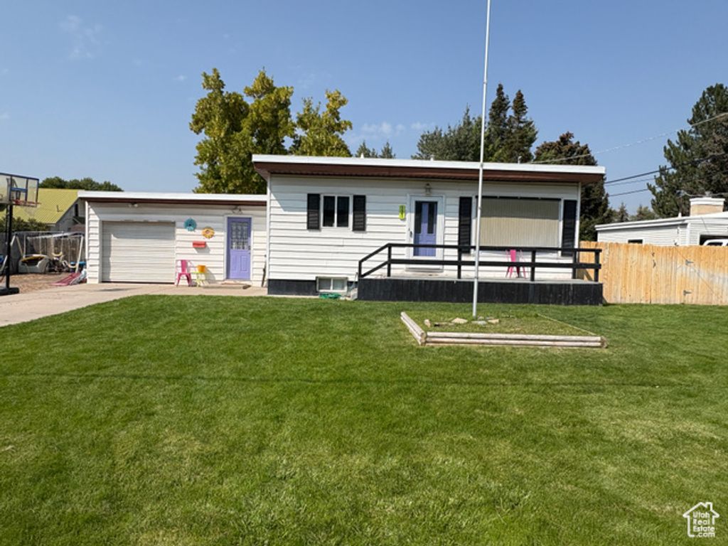 121 N 3RD ST, Montpelier, ID 83254