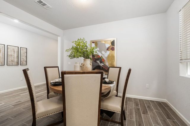 691 Solar Lane, Clovis, CA 93619