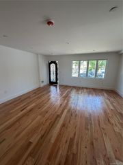 342 E234th Street 1, Bronx, NY 10470