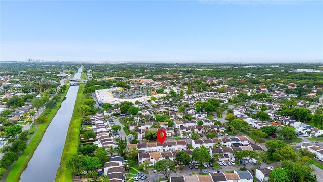 6912 SW 110th Ave, Miami, FL 33173