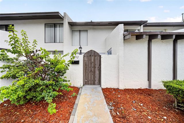 6912 SW 110th Ave, Miami, FL 33173