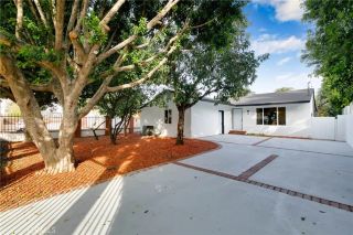 15643 Lassen, North Hills, CA 91343