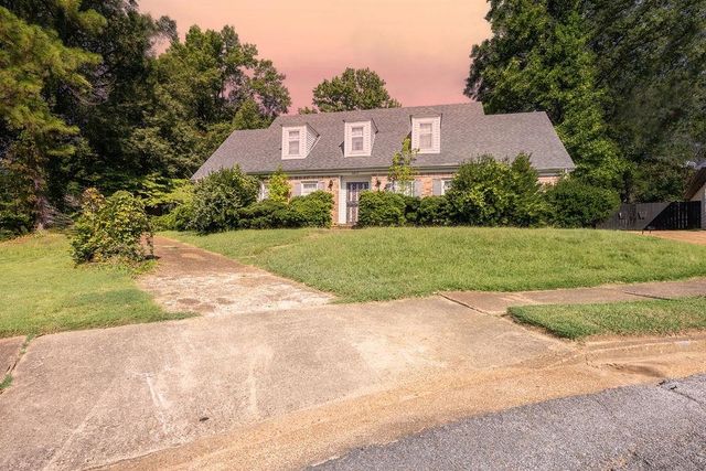 2877 HAUGHTON PL, Memphis, TN 38128