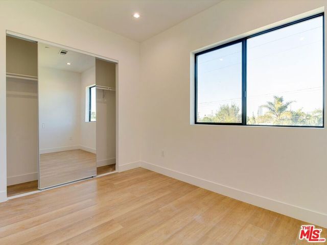 2817 S Redondo Boulevard, Los Angeles, CA 90016