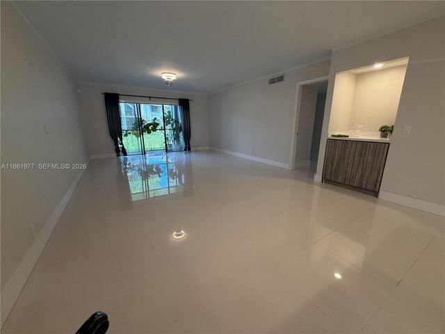 16531 Blatt Boulevard 103, Weston, FL 33326