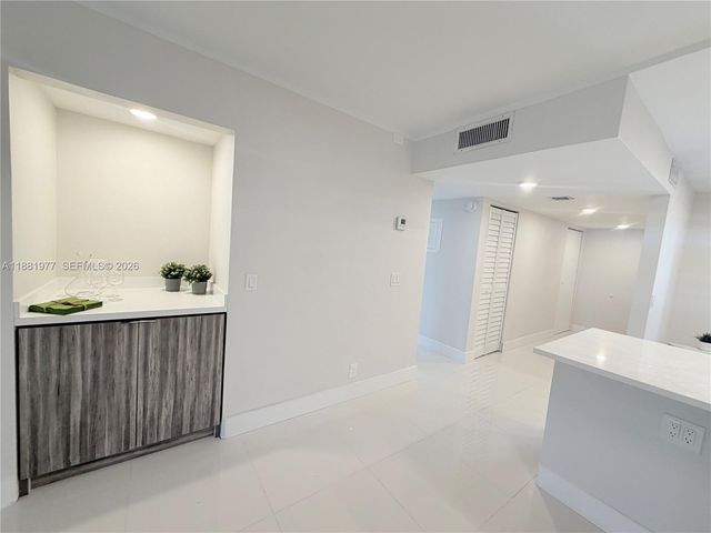 16531 Blatt Boulevard 103, Weston, FL 33326