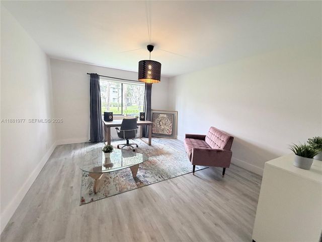 16531 Blatt Boulevard 103, Weston, FL 33326