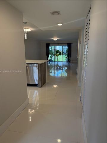 16531 Blatt Boulevard 103, Weston, FL 33326