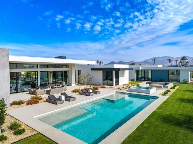 3 Wren Court, Rancho Mirage, CA 92270