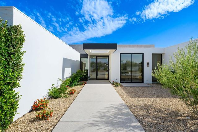3 Wren Court, Rancho Mirage, CA 92270