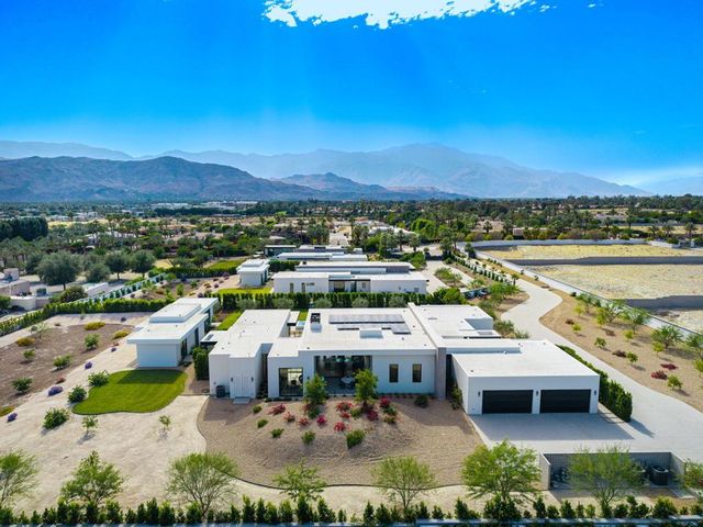 3 Wren Court, Rancho Mirage, CA 92270