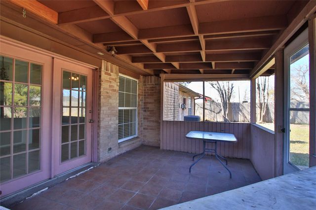 10922 Fallbrook Drive, Houston, TX 77064