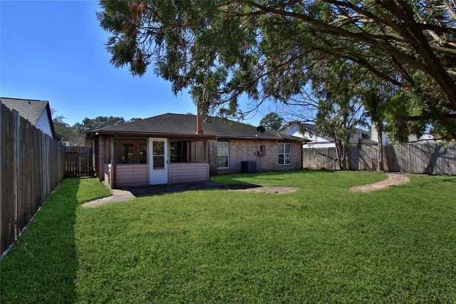 10922 Fallbrook Drive, Houston, TX 77064