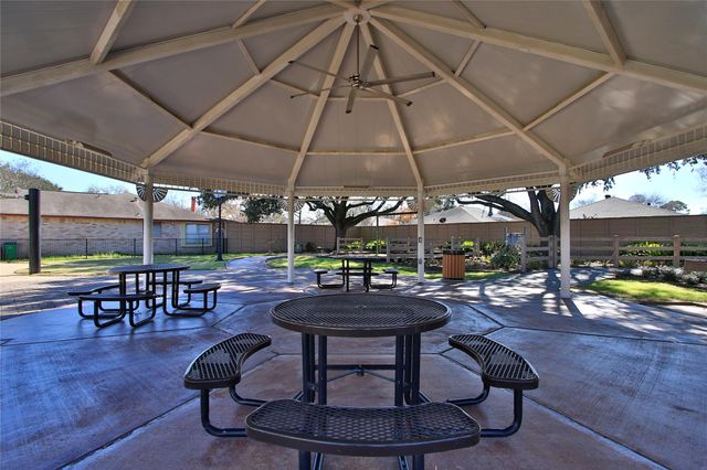 10922 Fallbrook Drive, Houston, TX 77064