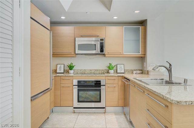 222 Karen Avenue 1503, Las Vegas, NV 89109
