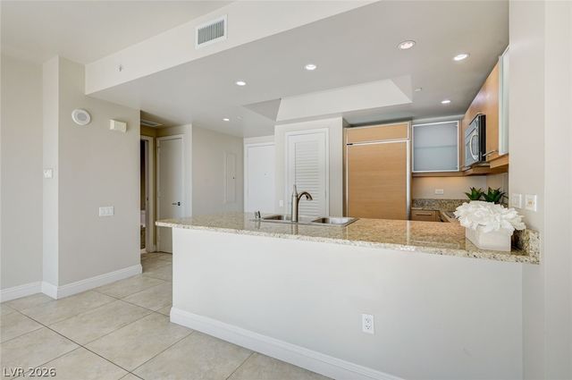 222 Karen Avenue 1503, Las Vegas, NV 89109