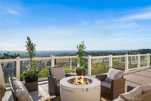 10322 Saint Charles Way, North Tustin, CA 92705