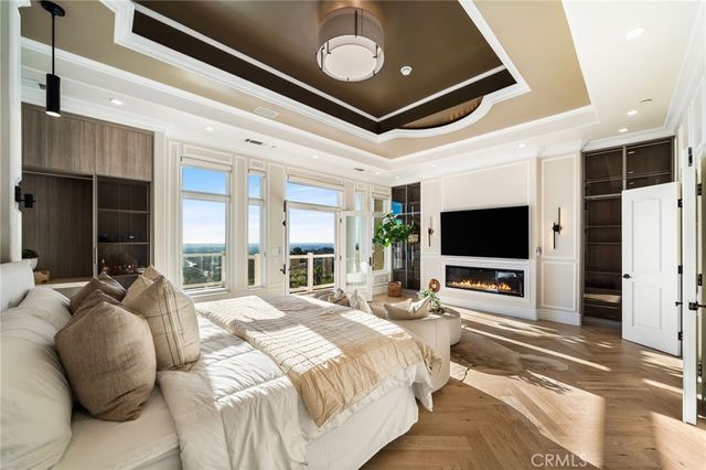 10322 Saint Charles Way, North Tustin, CA 92705