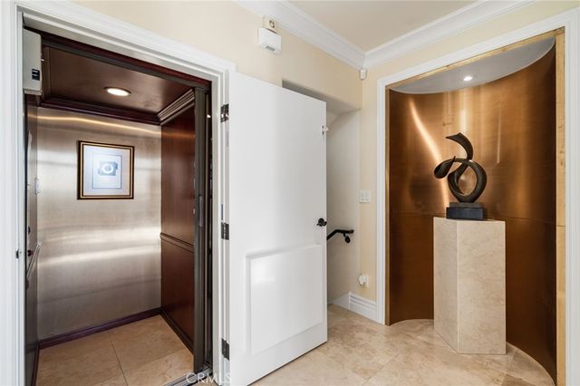 10322 Saint Charles Way, North Tustin, CA 92705