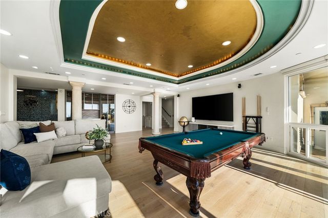 10322 Saint Charles Way, North Tustin, CA 92705