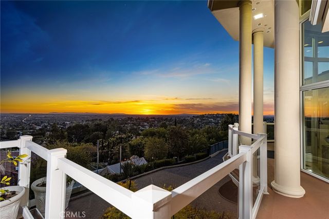 10322 Saint Charles Way, North Tustin, CA 92705