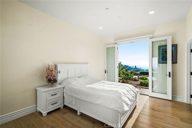 10322 Saint Charles Way, North Tustin, CA 92705