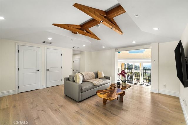 10322 Saint Charles Way, North Tustin, CA 92705