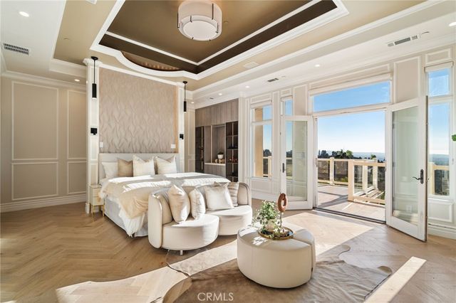 10322 Saint Charles Way, North Tustin, CA 92705