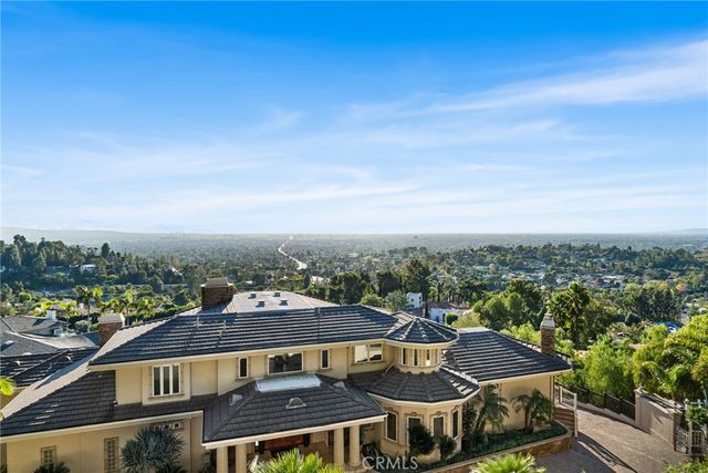 10322 Saint Charles Way, North Tustin, CA 92705