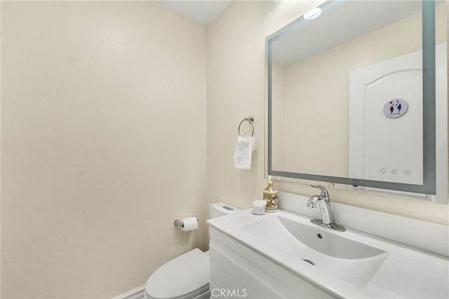 10322 Saint Charles Way, North Tustin, CA 92705