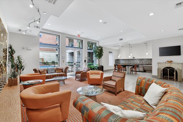 300 St Joseph Parkway 116, Houston, TX 77002