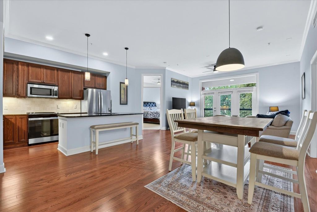 300 St Joseph Parkway 116, Houston, TX 77002