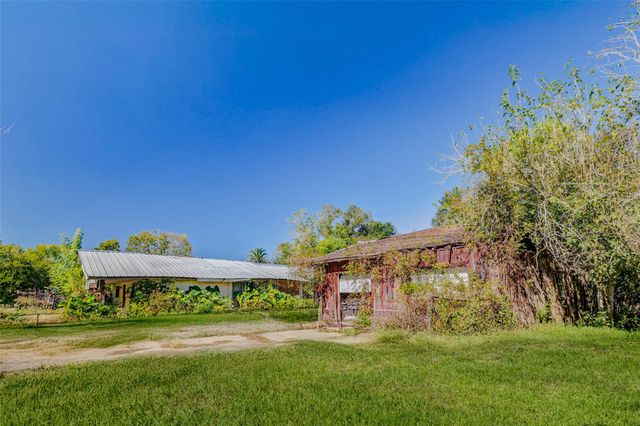 4202 Billy Lane, Fresno, TX 77545