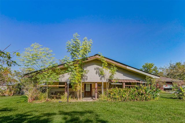 4202 Billy Lane, Fresno, TX 77545