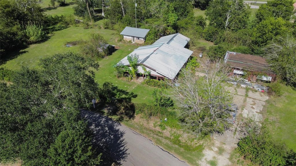 4202 Billy Lane, Fresno, TX 77545