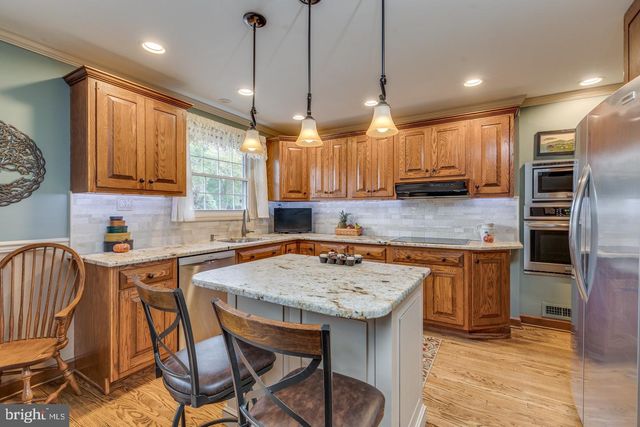 333 COVERED BRIDGE RD, Cherry Hill, NJ 08034