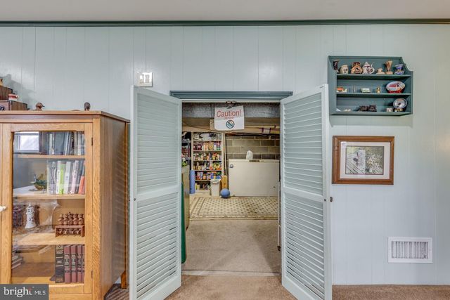 333 COVERED BRIDGE RD, Cherry Hill, NJ 08034